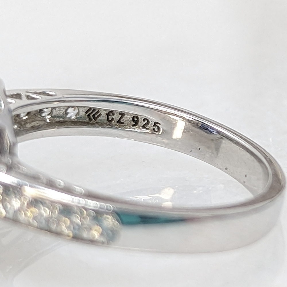 Sold - Picture 5 of 9